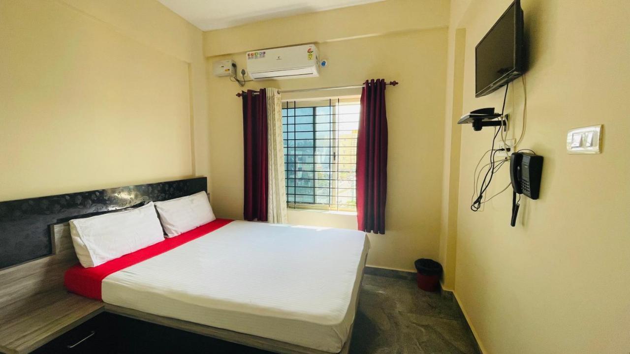 Crown Residency Mysore Exterior foto